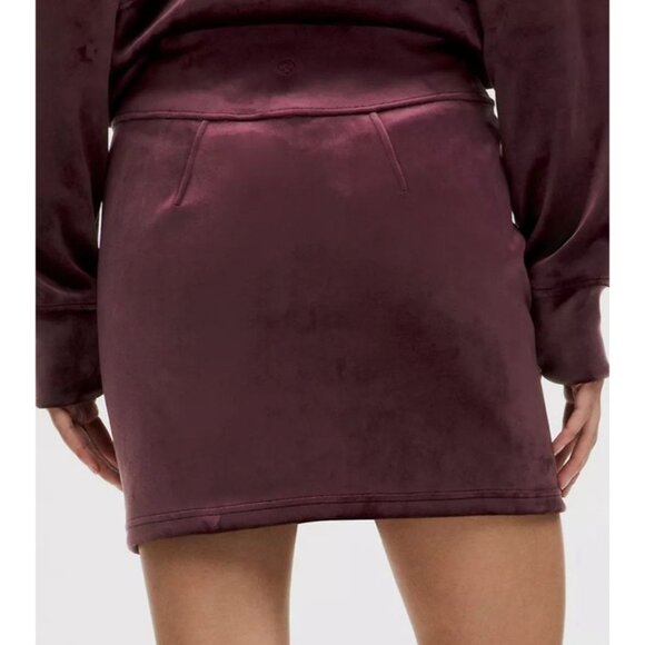 Lululemon Scuba High-Rise Mini Skirt Velvet XL Plush Stretch Garnet NWT LW8AL9S - Picture 4 of 16
